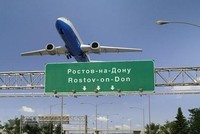 Máy bay cất cánh từ sân bay Rostov-on-Don ở Rostov (Nga), phía Đông biên giới với Ukraine. (Ảnh: Shutterstock/TTXVN).