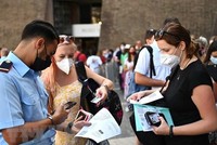 Du khách quốc tế đã được nhập cảnh vào Việt Nam với các chính sách vô cùng thông thoáng. (Ảnh minh họa: TTXVN)