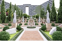 Kiến trúc độc đáo phác họa cảm tác Hy Lạp nổi bật trong công viên cảnh quan và thiết kế biệt thự Cam Ranh Bay Hotels & Resort.