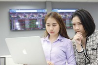 Dòng tiền quan tâm đến câu chuyện của từng cổ phiếu có yếu tố “đặc biệt” .