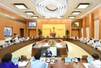 Phiên họp thứ 10 của Ủy ban Thường vụ Quốc hội.