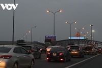 UBND TP Hà Nội vừa có văn bản chỉ đạo Sở GTVT, Công an thành phố có các giải pháp đảm bảo giao thông trong dịp nghỉ lễ 30/4-1/5 tới.