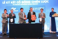 Lãnh đạo của Gỗ An Cường và Thắng Lợi Group tại lễ ký kết cổ đông chiến lược.