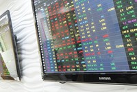 Đầu tư tài chính rất khốc liệt, sự non nớt sẽ phải trả giá bằng tiền.