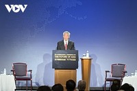 Thủ tướng Singapore Lý Hiển Long phát biểu tại hội nghị.