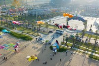 Novaland đang cùng với các thành viên trong hệ sinh thái NovaGroup lấp đầy các đô thị quy mô lớn của Tập đoàn với các tiện ích đa dạng (Ảnh: công viên Miami Bikini Beach thu hút đông đảo du khách tại Đô thị du lịch NovaWorld Phan Thiet quy mô 1,000ha)