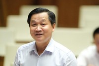 Phó Thủ tướng Chính phủ Lê Minh Khái phát biểu tại nghị trường.