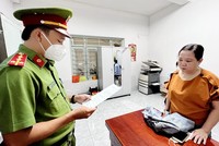 Bắt tạm giam Nguyễn Dạ Thảo.