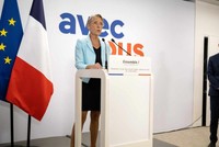 Thủ tướng Pháp Elisabeth Borne gặp nhiều thách thức sau bầu cử.