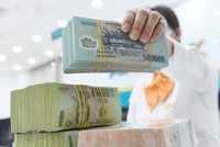 Các ngân hàng đang ngóng room tín dụng mới.