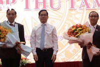 Ông Lê Hoàng Hải (bìa phải) được bầu bổ sung chức danh Phó Chủ tịch HĐND tỉnh Bà Rịa - Vũng Tàu (Ảnh: Lưu Sơn)