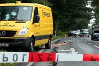 Các đối tượng tấn công đã bắn khoảng 10 viên đạn vào xe chuyển tiền. (Nguồn: Faz.net)