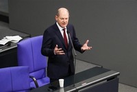 Thủ tướng Đức Olaf Scholz phát biểu tại phiên họp Quốc hội ở Berlin, ngày 12/1/2022. (Ảnh: THX/TTXVN).