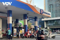 Giai đoạn cuối năm, nhu cầu sử dụng xăng dầu phục vụ việc đi lại, sinh hoạt của người dân và sản xuất, kinh doanh của DN tăng cao.