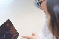 Các yếu tố hỗ trợ VN-Index là hiệu ứng giảm thời gian thanh toán, kỳ vọng nới room tín dụng