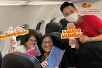 Du khách Ấn Độ trên chuyến bay Vietjet kết nối giữa Việt Nam và Ấn Độ (ảnh: Ánh Dương)