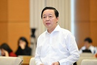 Bộ trưởng Bộ Tài nguyên và Môi trường Trần Hồng Hà phát biểu tại phiên thảo luận.