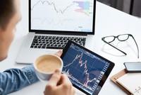 Dở khóc dở cười đầu tư theo tin "rỉ tai"