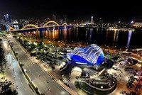 Công viên APEC Đà Nẵng lung linh về đêm. Nguồn: Danangfantasticity.