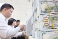 Áp lực tỷ giá sẽ dần hạ nhiệt khi nguồn cung ngoại tệ của Việt Nam đang có sự cải thiện đáng kể. Ảnh: Dũng Minh.