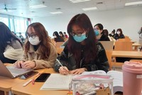 Giờ học của sinh viên Đại học Kinh tế quốc dân. (Ảnh: PM/Vietnam+).