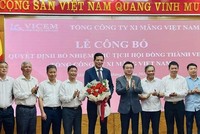 Cục trưởng Cục quản lý nhà và Thị trường Bất động sản, Bùi Xuân Dũng làm Chủ tịch HĐTV Vicem.