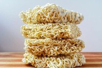 Bộ Công thương có văn bản gửi Văn phòng SPS Việt Nam đề nghị có ý kiến để EU từng bước dỡ bỏ việc kiểm soát EO trong mỳ ăn liền.