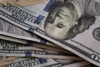 Ăn mừng trúng số, một người mua tiếp 3 vé số để rồi trúng thưởng số tiền tổng cộng gần 10 tỷ đồng chỉ trong một ngày