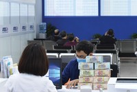 Gỡ nghẽn dòng tiền, vấn đề ngày càng cấp bách