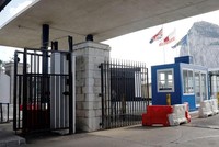 La Verja - nơi đánh dấu biên giới giữa Tây Ban Nha và Gibraltar. (Nguồn: Reuters)