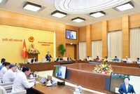 Phiên họp sáng ngày 28/11 của Ủy ban Thường vụ Quốc hội.