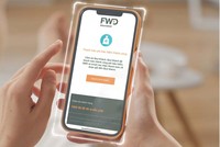 FWD là doanh nghiệp tiên phong loại bỏ hoàn toàn giấy tờ và tiền mặt trong giao dịch