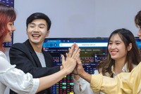 Chính sách tài khóa hỗ trợ nền kinh tế sẽ tạo nền tảng ổn định cho thị trường chứng khoán trong thời gian tới.