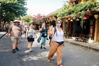 Du khách sẽ quay trở lại khi môi trường du lịch thân thiện.