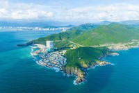 Nha Trang - “thiên đường nghỉ dưỡng”, một trong những vịnh biển đẹp nhất thế giới.