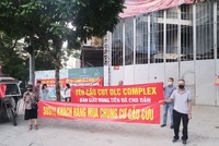 Cư dân bức xúc kêu cứu vì dự án chậm bàn giao hơn một năm trời.