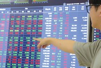 Việc lựa chọn cổ phiếu trọng điểm được nhà đầu tư quan tâm hơn so với việc đầu tư nương theo dự báo thị trường chung.