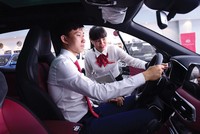 Ô tô nội địa đang bị cạnh tranh gay gắt bởi ô tô nhập khẩu từ Thái Lan và Indonesia.