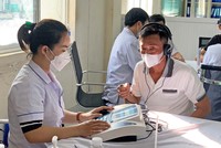 Với ưu thế về thu nhập, môi trường làm việc..., y tế tư nhân đang hút nguồn lực quan trọng của cơ sở y tế công.