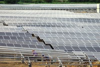 Nhà máy Điện mặt trời Hòa Hội tại Phú Yên. Ảnh: Đức Thanh.