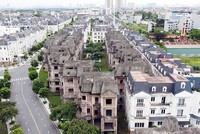 Nhiều chủ nhà chấp nhận giảm giá sâu nhưng vẫn không có giao dịch.