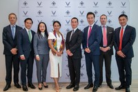 Ban Lãnh đạo của Vingroup, VinFast và Black Spade tại lễ ký kết.