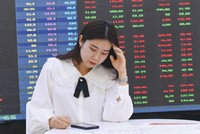 Thanh khoản thị trường thấp dự kiến sẽ tiếp diễn trong quý II/2023, dù giao dịch lướt sóng gia tăng.