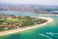 Bán đảo Bảo Ninh thuộc Tp Đồng Hới, có tổng diện tích 1.600 ha, hiện đang là điểm đến đầu tư của nhiều thương hiệu nổi tiếng.