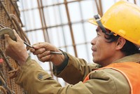 Cần tăng tốc giải ngân đầu tư công để tạo thanh khoản cho nền kinh tế.