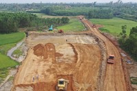 Thi công cao tốc Bắc - Nam giai đoạn 2021 - 2025, đoạn Quảng Ngãi- Hoài Nhơn.