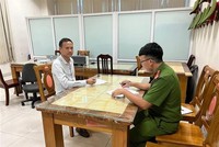 Đối tượng Nguyễn Xuân Thịnh tại cơ quan điều tra. (Ảnh: TTXVN phát).