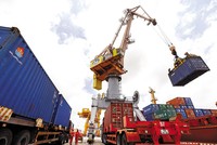 Rủi ro tăng trưởng