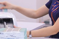 Chính phủ tiếp tục chỉ đạo thực hiện một số giải pháp quyết liệt, trong đó có linh hoạt, nới lỏng chính sách tiền tệ.