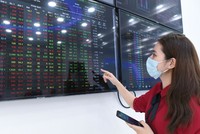 Tuần qua, khối công ty chứng khoán hạ tỷ lệ margin từ 5 - 10% đối với nhiều mã cổ phiếu.